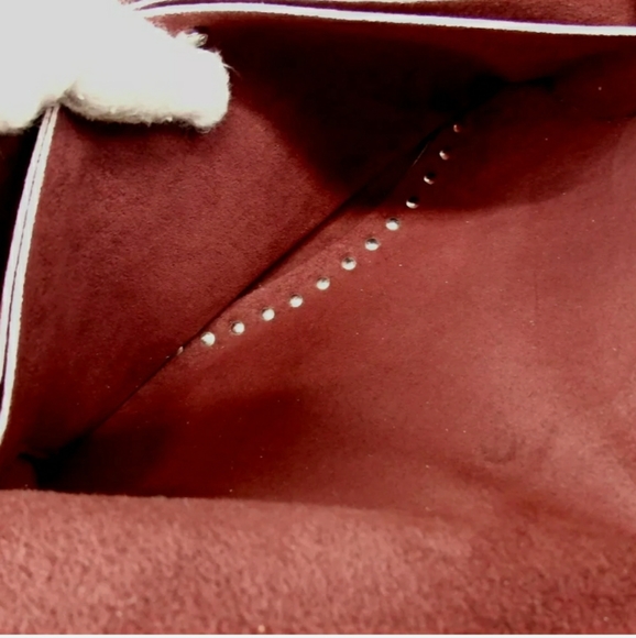 AUTHENTIC CELINE CE00/23STUDS ONE SHOULDER BAG - Picture 9 of 12